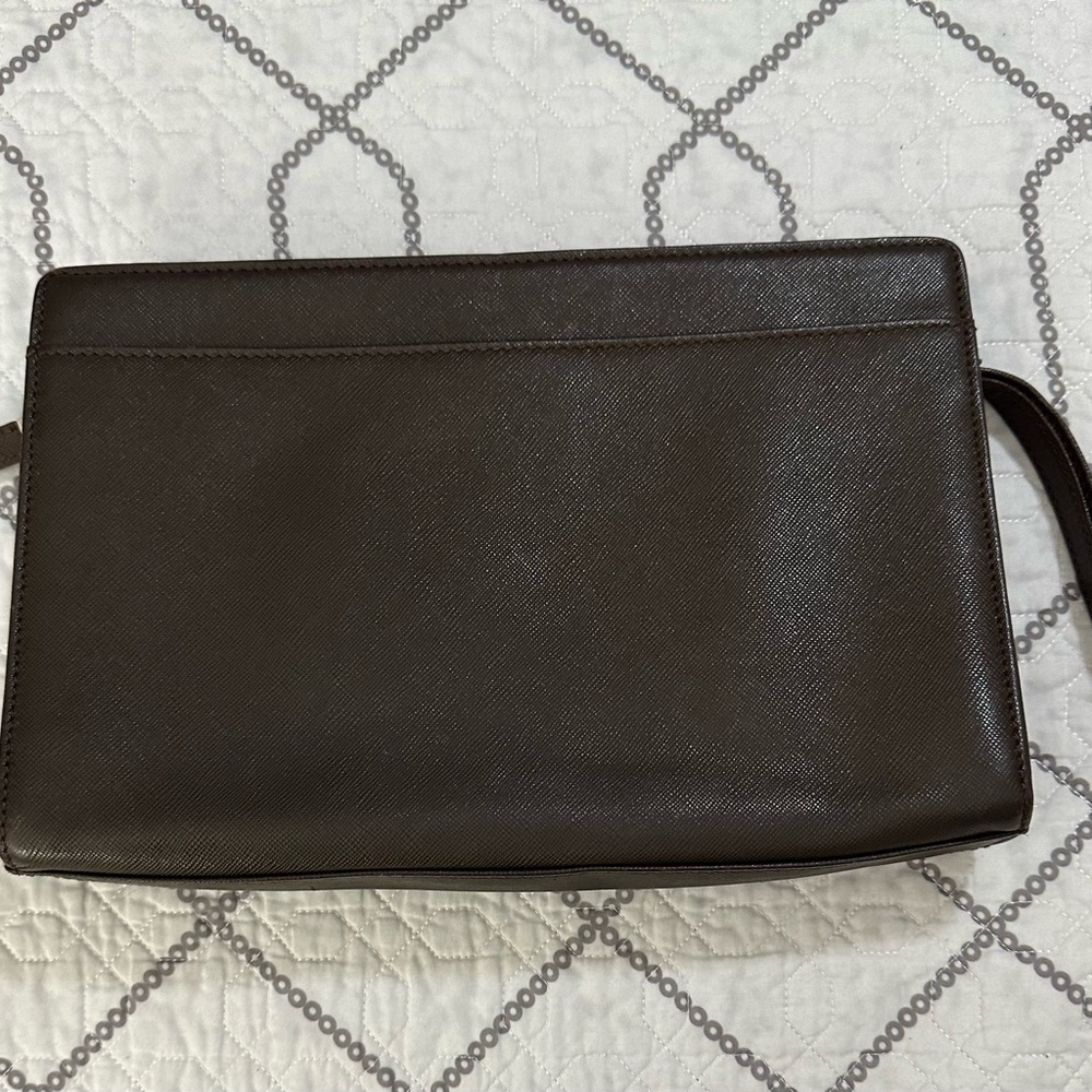 GUC Burberry Dark Brown Leather Clutch-very clean inside. - Picture 2 of 7